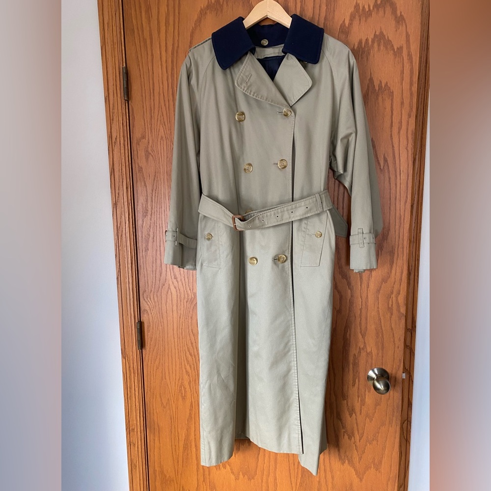 Vintage Burberrys Womens Winter Coat